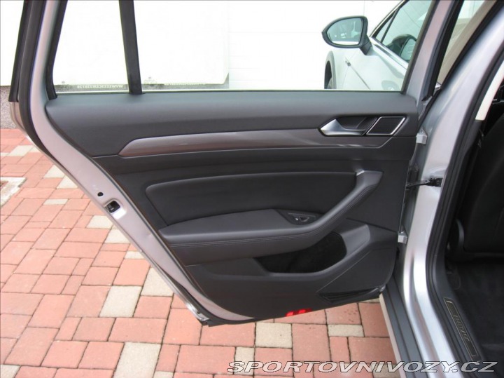 Volkswagen Ostatní modely Passat 2,0 TDI 190PS Alltrack D 2018
