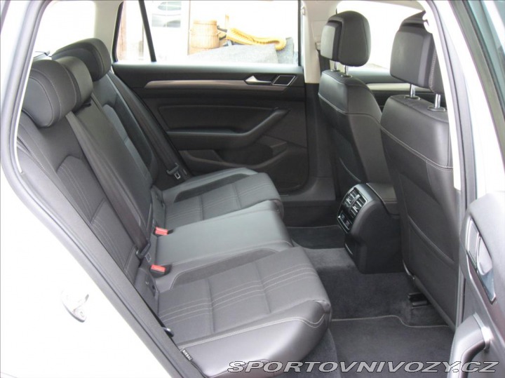 Volkswagen Ostatní modely Passat 2,0 TDI 190PS Alltrack D 2018