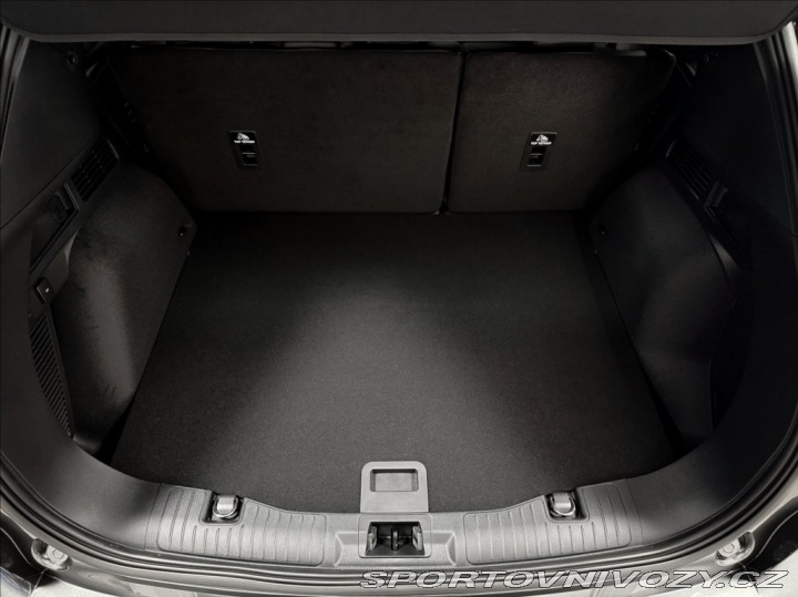 Ford Ostatní modely Kuga 2.5 Duratec HEV ST- Line 2025