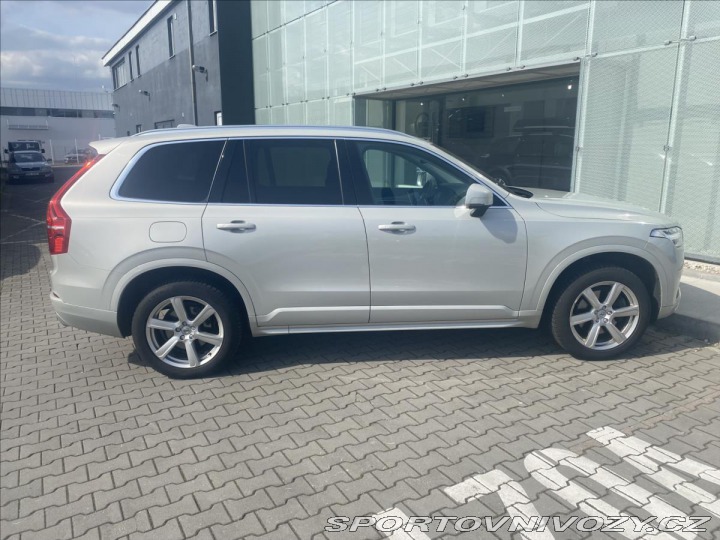 Volvo Ostatní modely XC90 2,0 B5 AWD Momentum Pro 6 2020