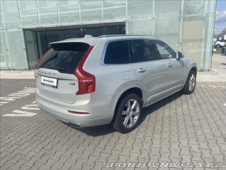 Volvo Ostatní modely XC90 2,0 B5 AWD Momentum Pro 6 2020