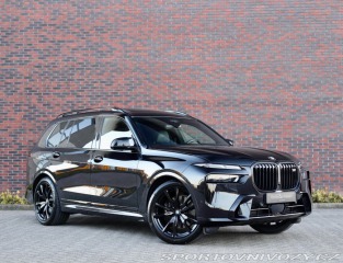 BMW X7 M60i xDrive *SkyLounge*Ť