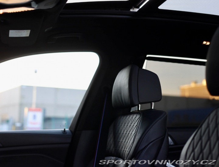 BMW X7 M60i xDrive *SkyLounge*Ť 2023