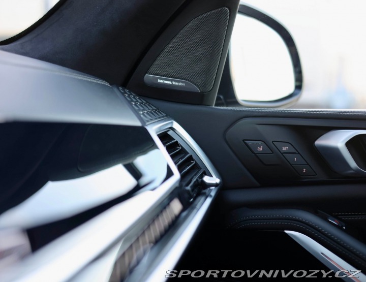BMW X7 M60i xDrive *SkyLounge*Ť 2023