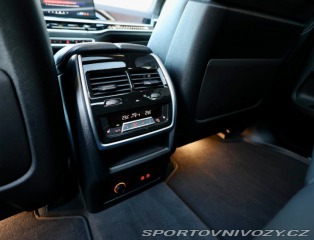 BMW X7 M60i xDrive *SkyLounge*Ť 2023