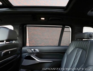 BMW X7 M60i xDrive *SkyLounge*Ť 2023
