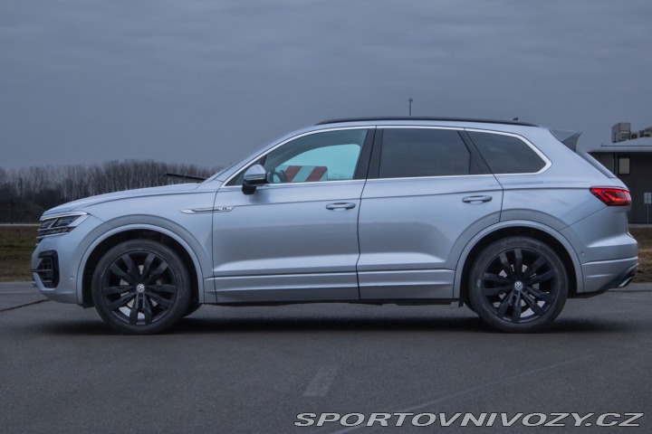 Volkswagen Ostatní modely Touareg 3.0 V6 TDI SCR 286k R-Li 2018