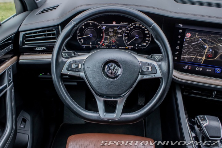 Volkswagen Ostatní modely Touareg  3.0 V6 TDI SCR 286k R-Li 2018