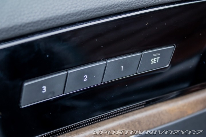 Volkswagen Ostatní modely Touareg 3.0 V6 TDI SCR 286k R-Li 2018