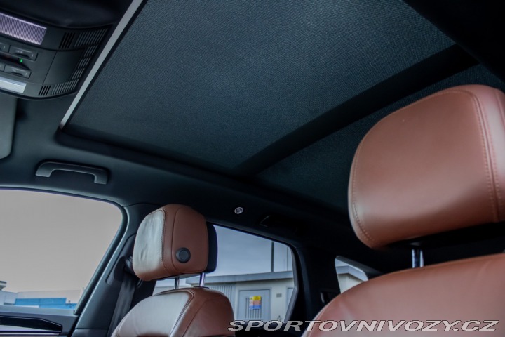 Volkswagen Ostatní modely Touareg 3.0 V6 TDI SCR 286k R-Li 2018
