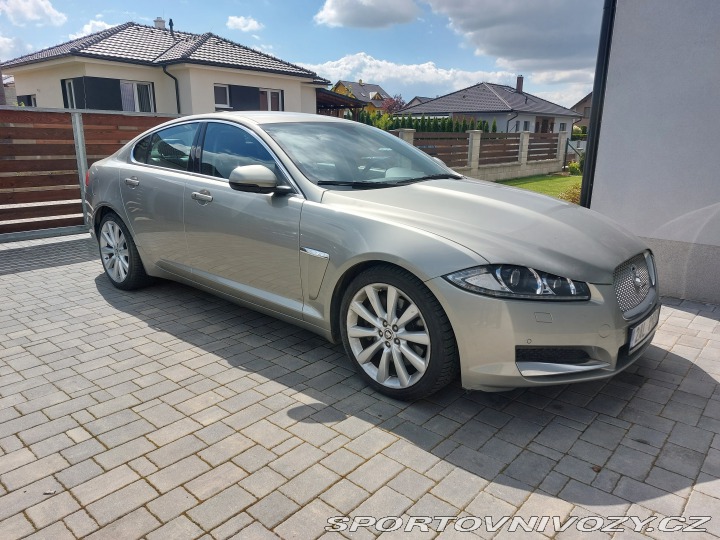 Jaguar XF 5.0 2012