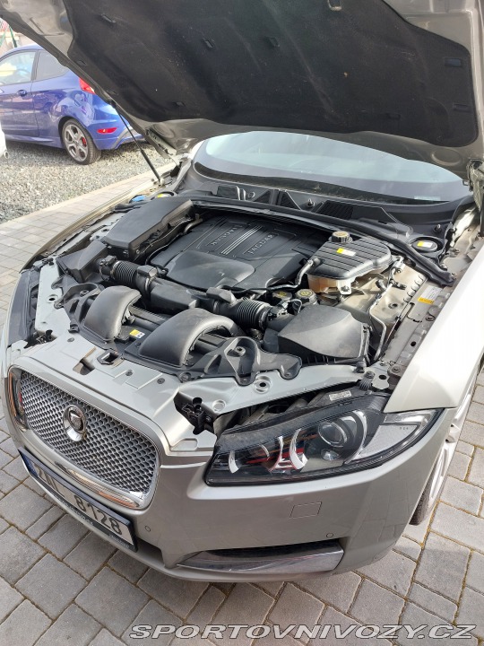 Jaguar XF 5.0 2012