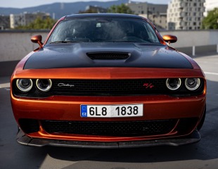 Dodge Challenger 