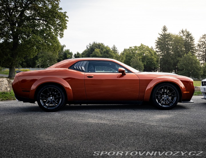 Dodge Challenger 2020