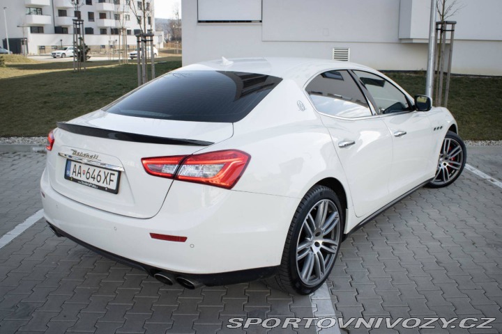 Maserati Ghibli V6 243kw A/T8 /AJ NA SPL 2017