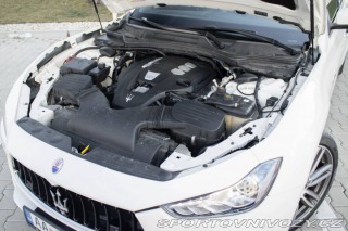 Maserati Ghibli V6 243kw A/T8 /AJ NA SPL 2017