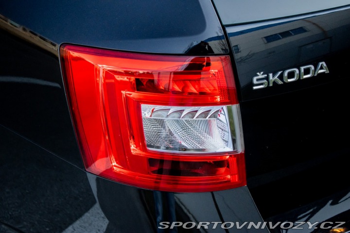 Škoda Octavia RS Combi 2.0 TDI DPF RS DSG 2014