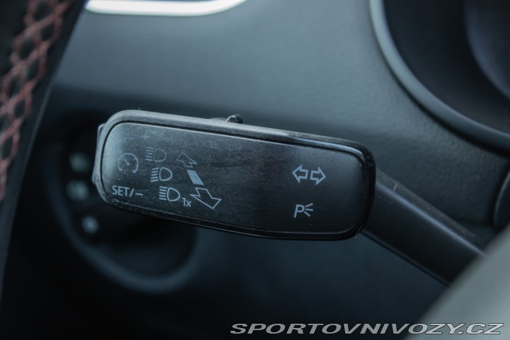 Škoda Octavia RS Combi 2.0 TDI DPF RS DSG 2014