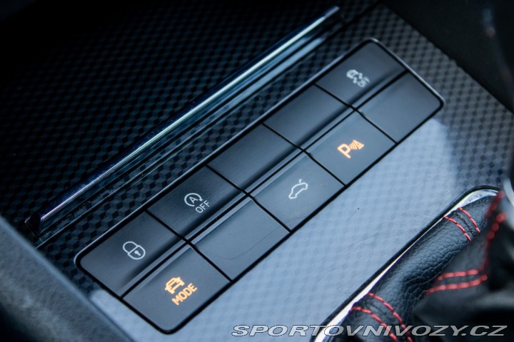 Škoda Octavia RS Combi 2.0 TDI DPF RS DSG 2014