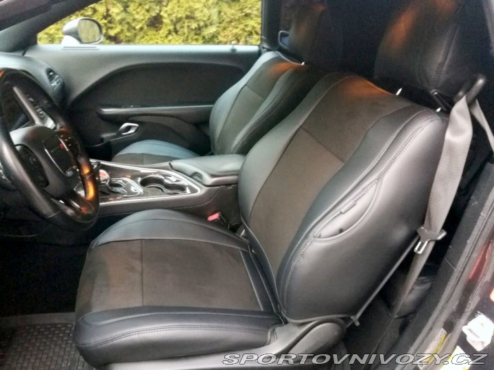 Dodge Challenger 2020