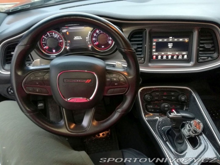 Dodge Challenger 2020
