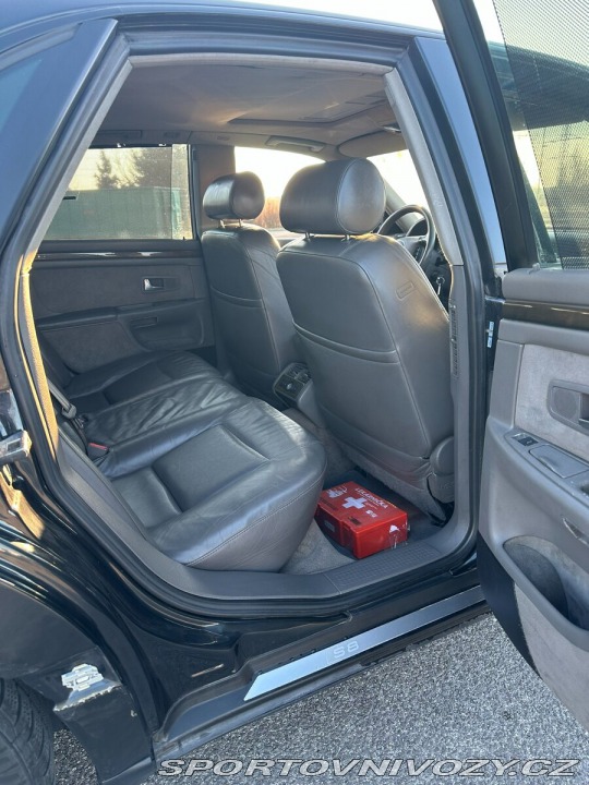 Audi S8 S8 D2 2001
