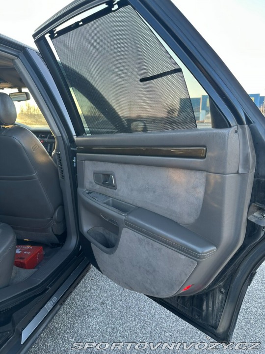 Audi S8 S8 D2 2001