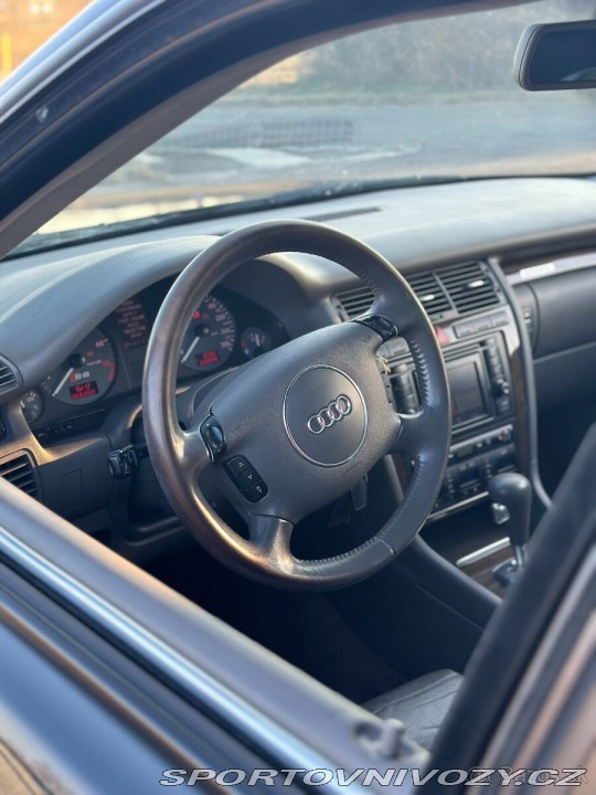 Audi S8 S8 D2 2001