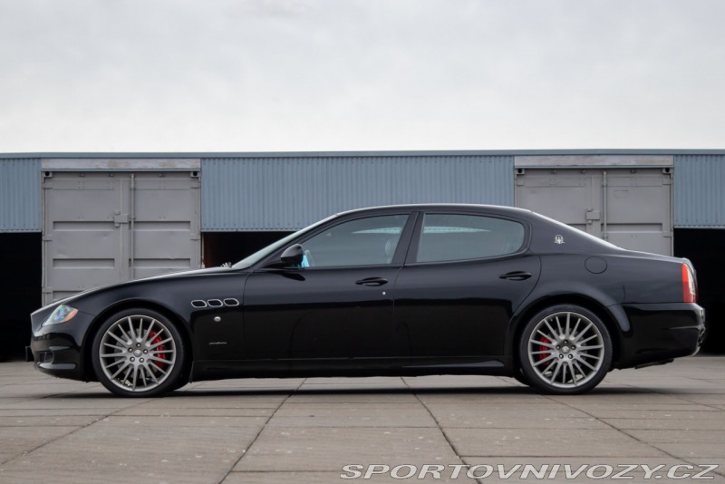 Maserati Quattroporte 4
