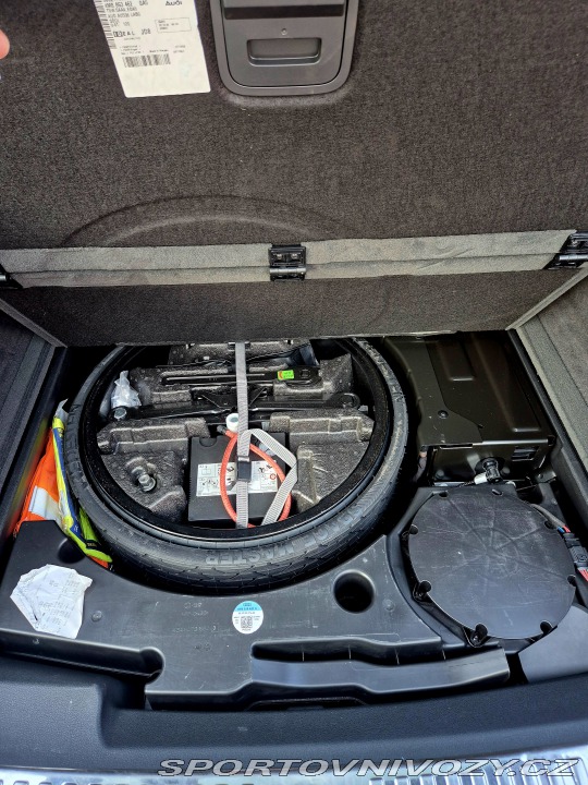 Audi Ostatní modely Q8 55 TFSI 2021