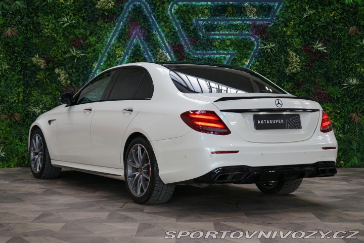 Mercedes-Benz E 63S AMG 4M+ Masáž AMG-Dri 2019