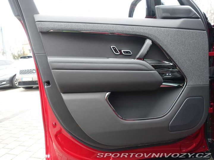 Ostatní značky Ostatní modely Land Rover Range Rover Sport Autobiography P530 2025
