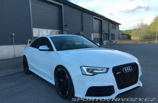 Audi RS5 2012