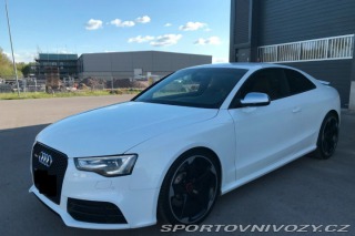 Audi RS5 2012