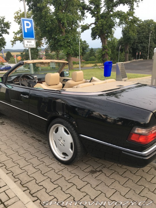 Mercedes-Benz E W124 Kabriolet 1993