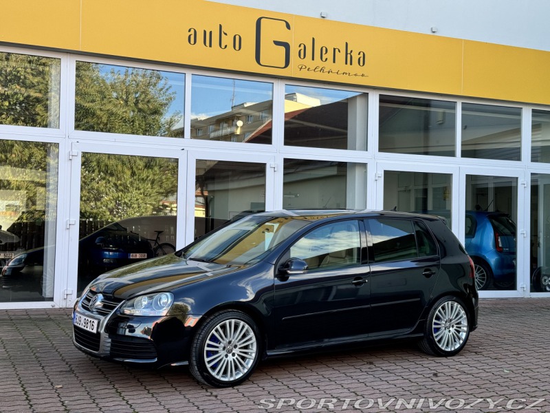 Volkswagen Golf R32