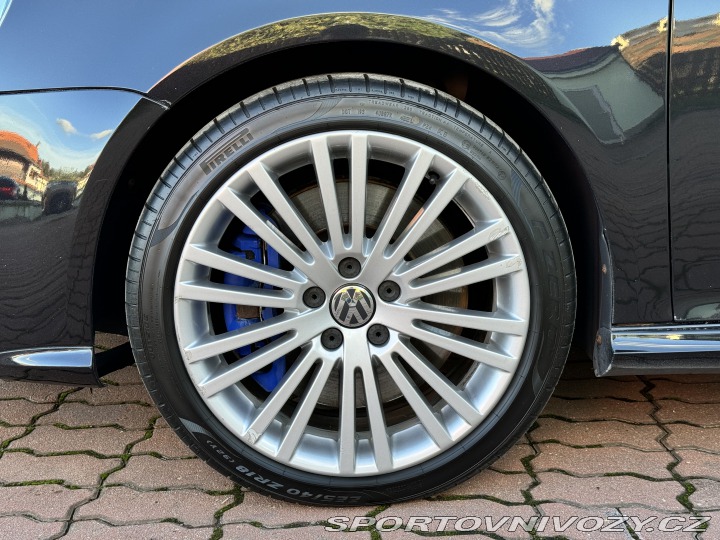 Volkswagen Golf R32 2006