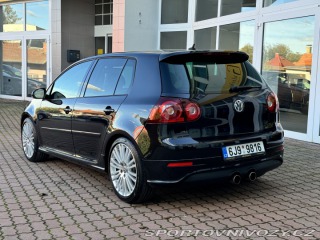 Volkswagen Golf R32 2006