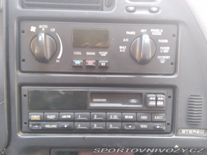 Ford Ostatní modely THUNDERBIRD LX 4.6 V8 1995