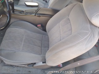 Ford Ostatní modely THUNDERBIRD LX 4.6 V8 1995
