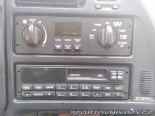 Ford Ostatní modely THUNDERBIRD LX 4.6 V8 1995