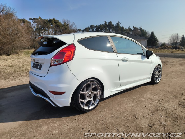 Ford Fiesta ST Fiesta ST180 2014