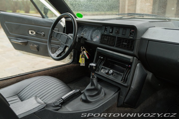 Ostatní značky Ostatní modely Triumph TR 7 1977