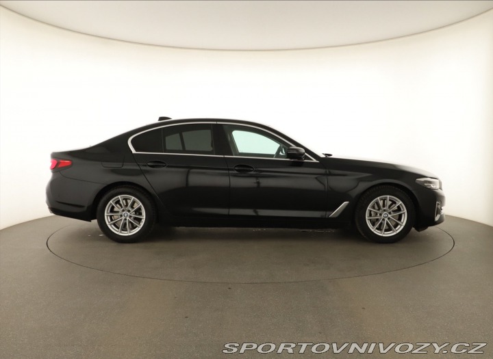 BMW 5 Luxury Line 530d xDrive 2023