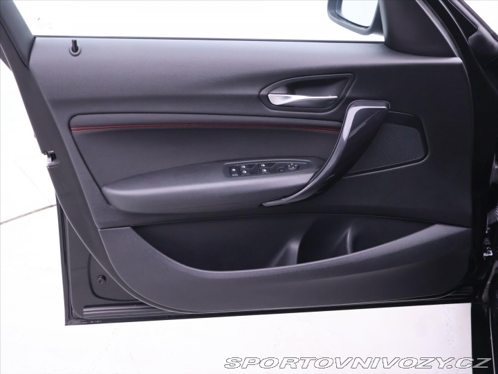 BMW 1 2,0 120d 135KW Sport Xeno 2012