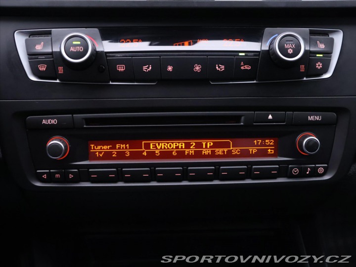 BMW 1 2,0 120d 135KW Sport Xeno 2012
