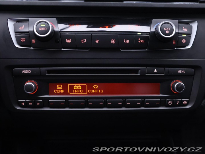 BMW 1 2,0 120d 135KW Sport Xeno 2012
