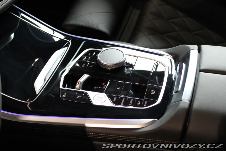 BMW X5 xDrive40i M Sport Pano / 2024