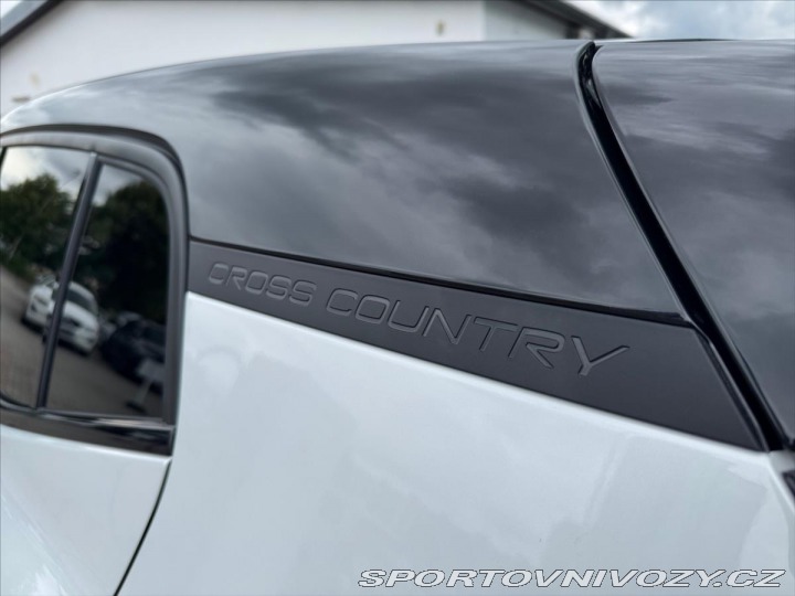 Volvo EX30 CC Twin Mot Perf Ultra 02 2025