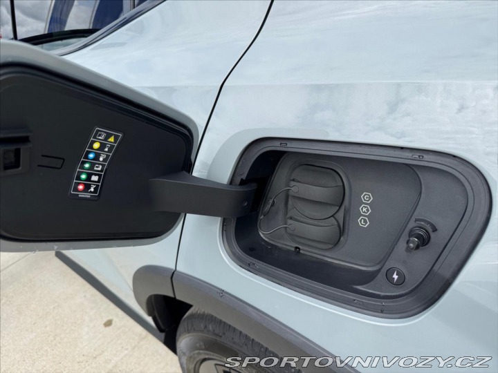 Volvo EX30 Cross Country Twin 0073 2025